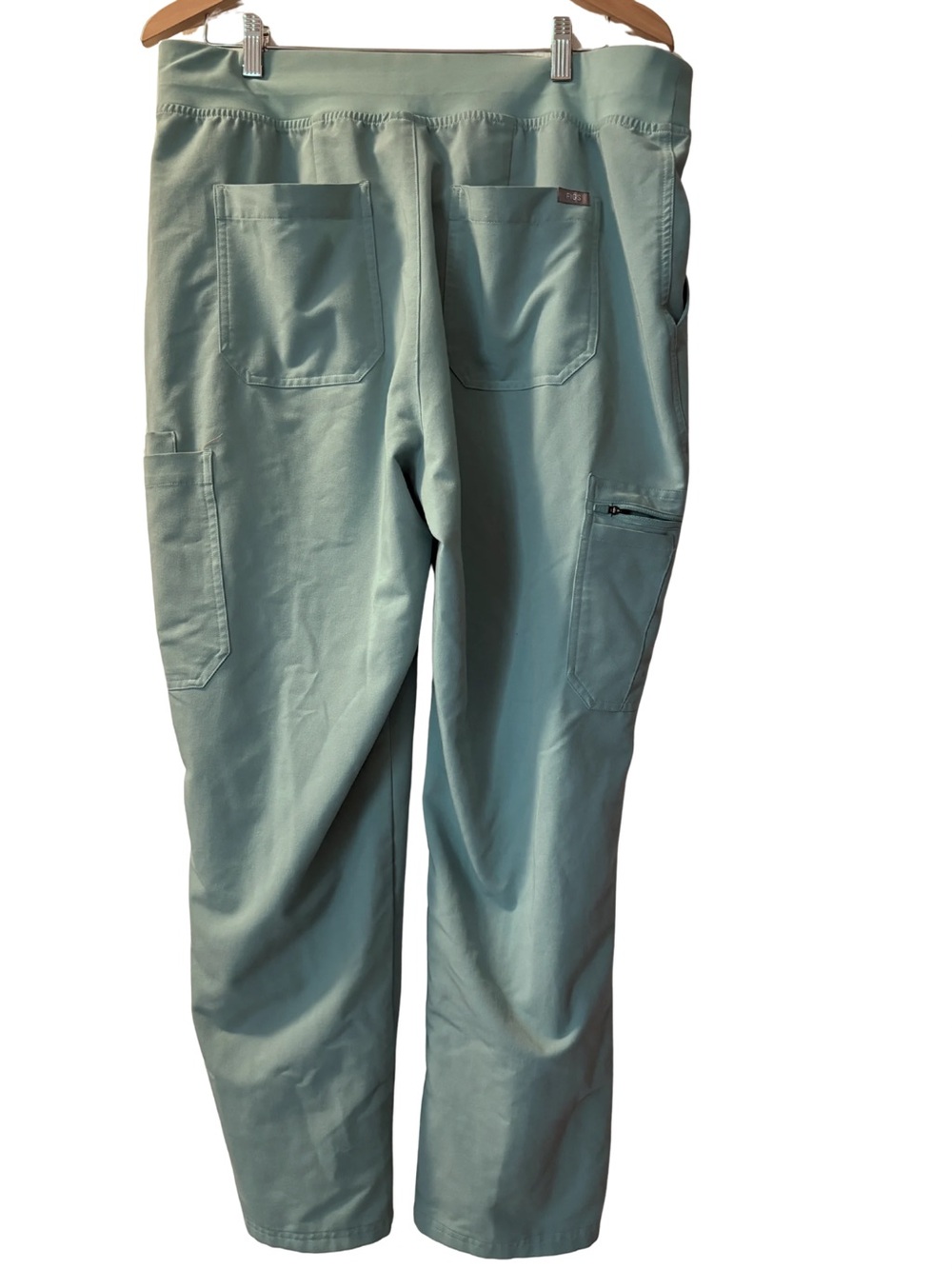 FIGS Women’s Yola High-Rise Slim Scrub Pant in Seaglass - Picture 3 of 3